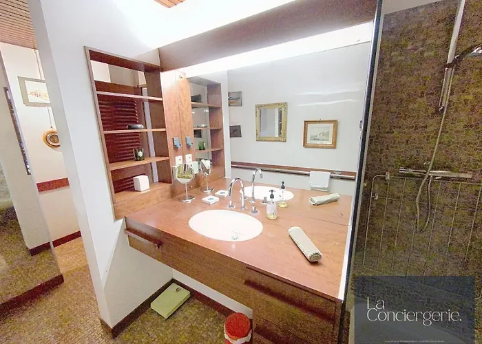 Le Renaudot - Centre - 70's - La Conciergerie Apartment *